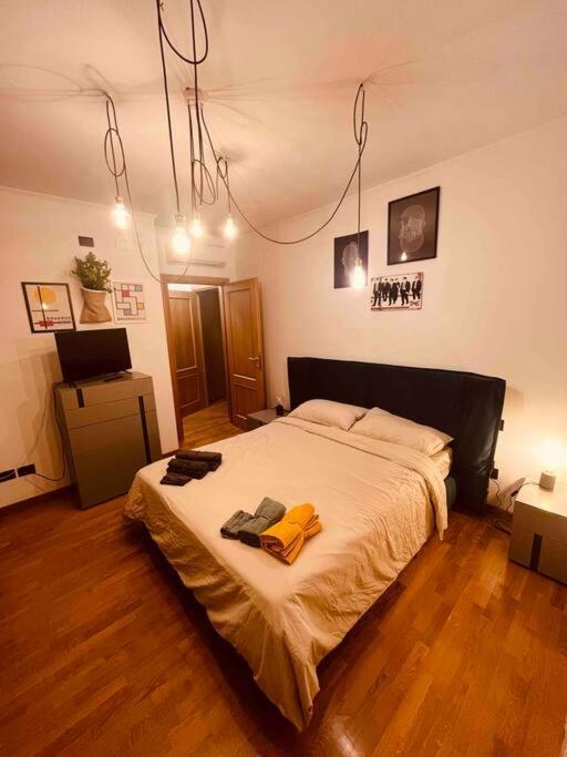 Una Casa Divertente A Roma Eksteriør billede